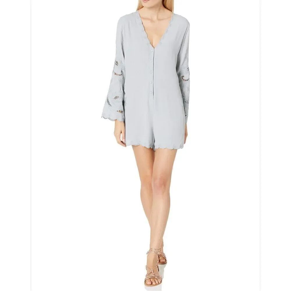 ASTR the label Women's S Genevieve Embroidered Bell Sleeve Romper Dust/Gray Boho